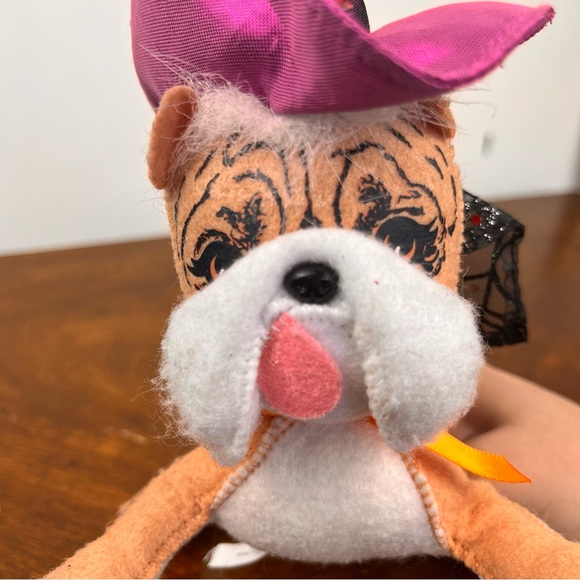 Annalee 11" (incl. hat) Bulldog in Halloween Hat & Cape - Picture 16 of 16